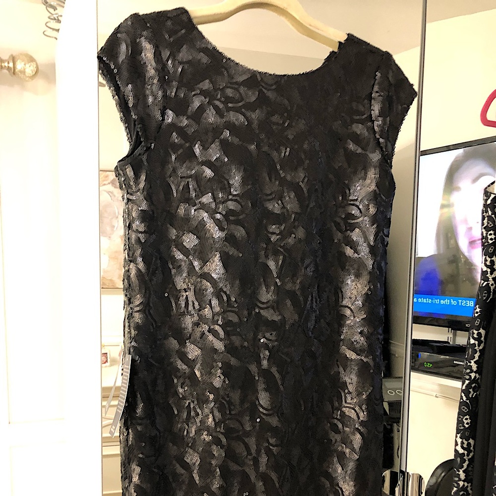 NWT❗️The Limited Black Sequence Midi Dress